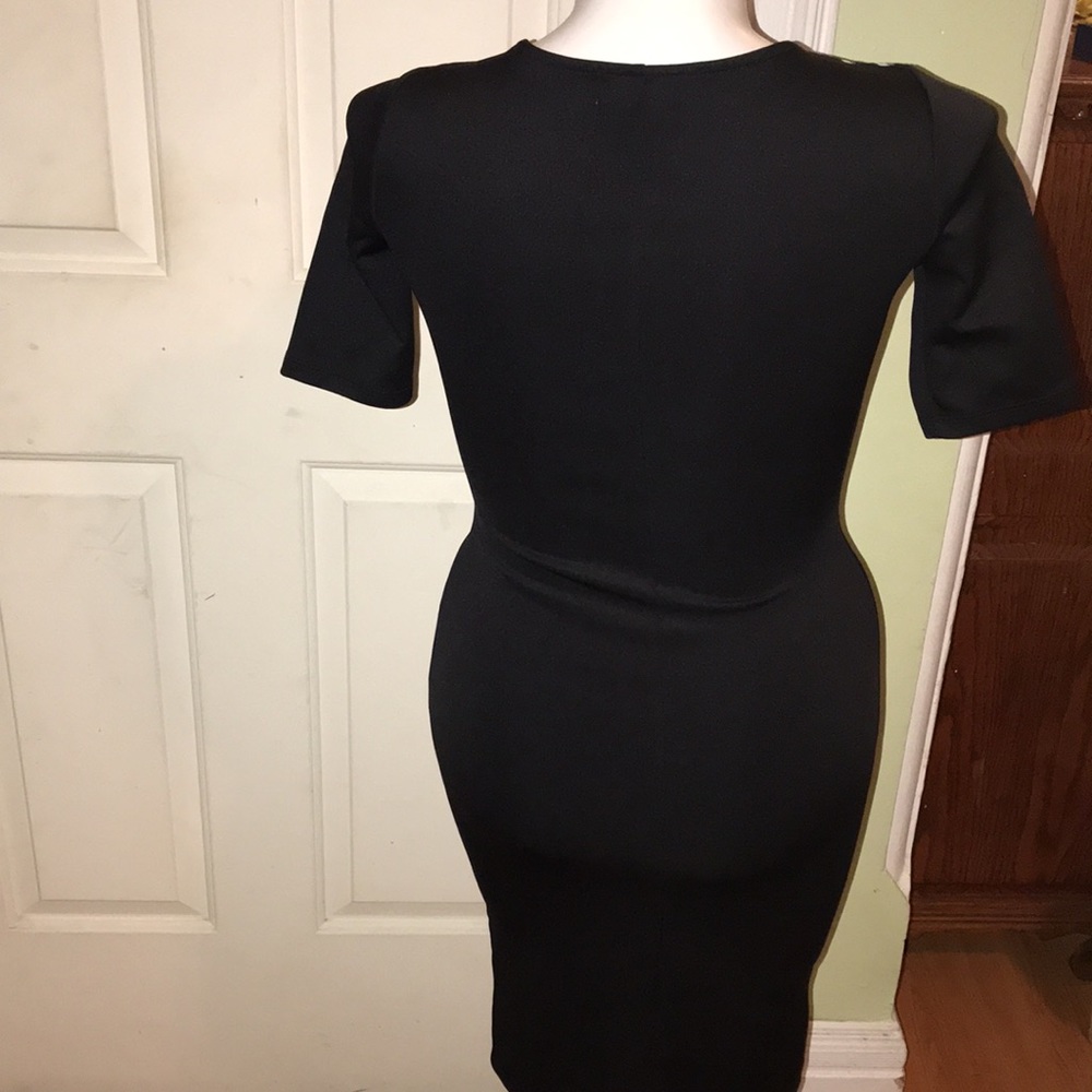 Dress - Picture 3 of 4